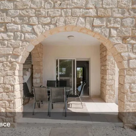 Apartament Spacious And Modern 2 Bed In *
