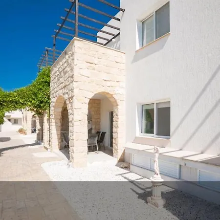 Apartament Spacious And Modern 2 Bed In *