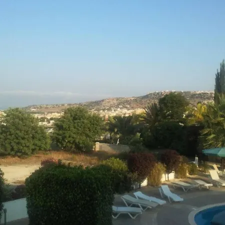 Spacious And Modern 2 Bed In *