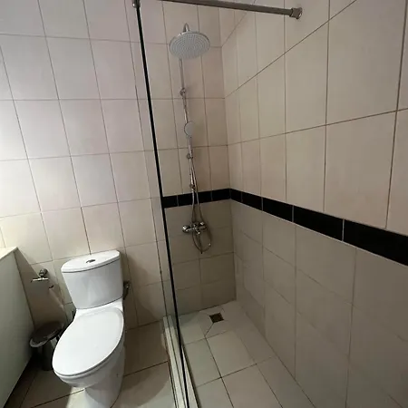 Апартаменты Spacious And Modern 2 Bed In *